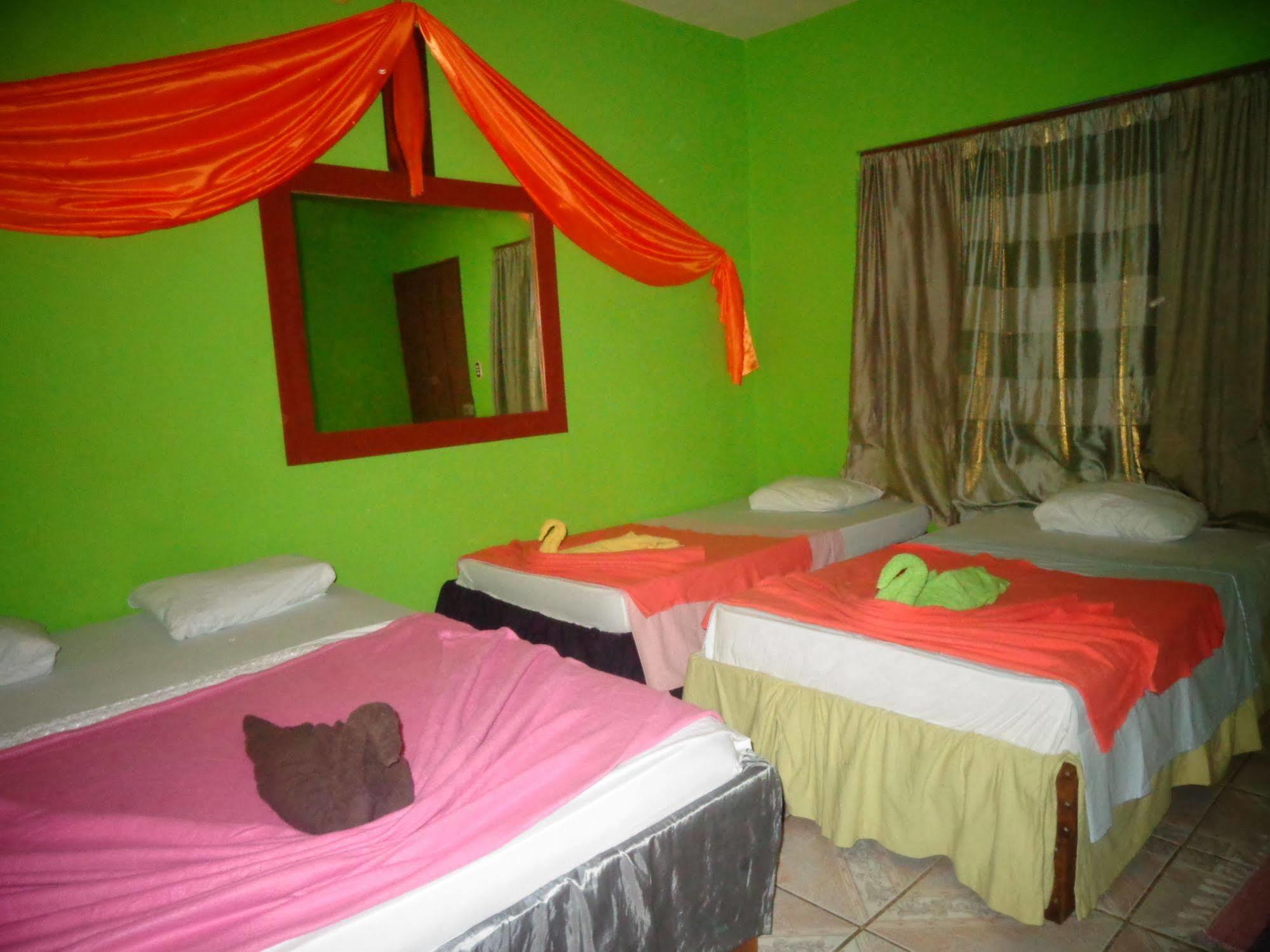 Cabinas Tortuguero Natural 외부 사진
